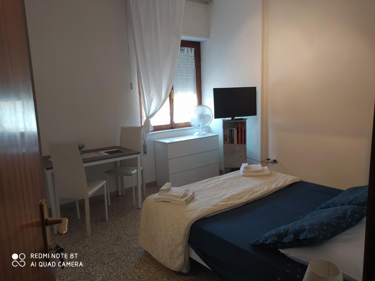 Bab San Feliciano Camere Foligno Extérieur photo