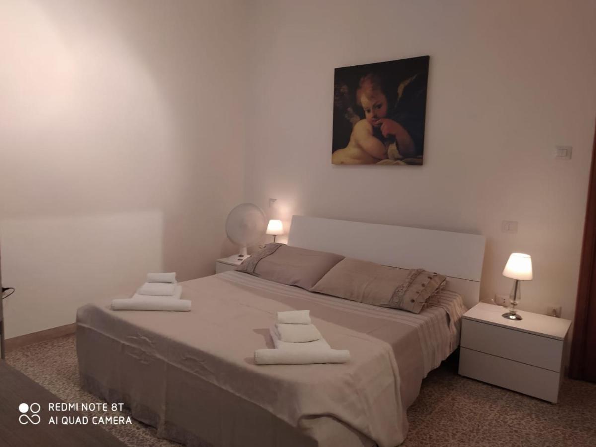 Bab San Feliciano Camere Foligno Extérieur photo